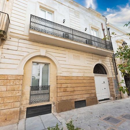 Ferienwohnung Lecce Santa Chiara Terrace Piano Rialzato Exterior foto