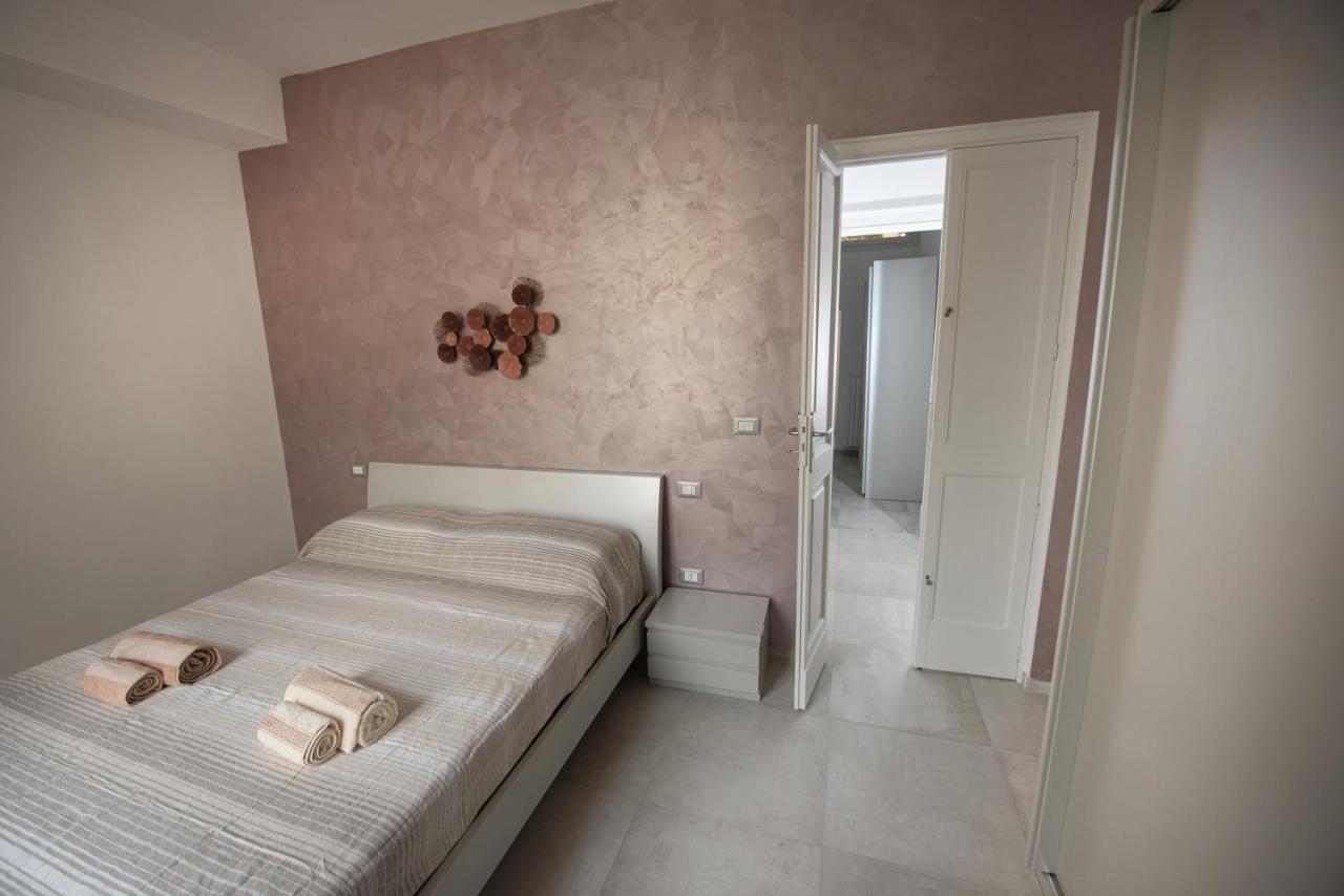 Ferienwohnung Lecce Santa Chiara Terrace Piano Rialzato Exterior foto