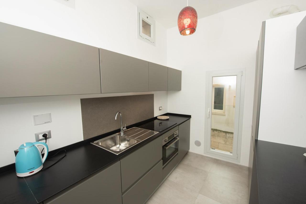 Ferienwohnung Lecce Santa Chiara Terrace Piano Rialzato Exterior foto